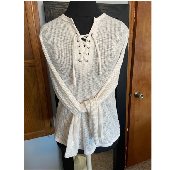 BKE white lace up front top - Picture 2 of 4